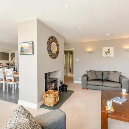 4 Bed In Oc-llh41 * Hawkshead