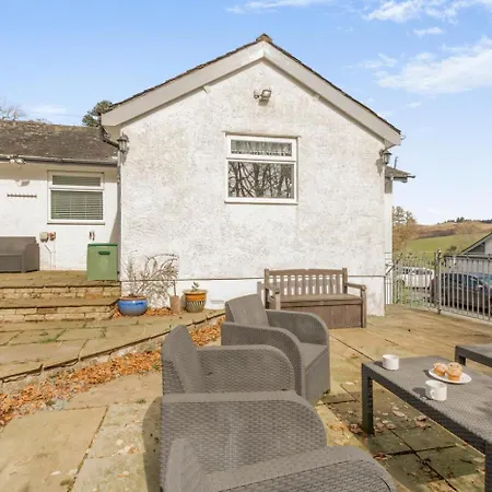 Holiday home 4 Bed In Oc-llh41
